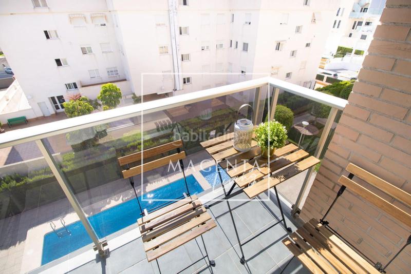 Foto b65fdd96-ebf8-4875-a55e-a099a1048672. Location appartement avec chauffage piscine dans Playa Muchavista Campello (el)