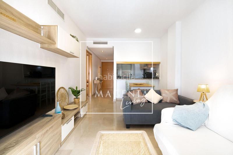 Foto 8e338994-7da3-4433-ad31-8908b62ee3b6. Rent flat with heating pool in Playa Muchavista Campello (el)