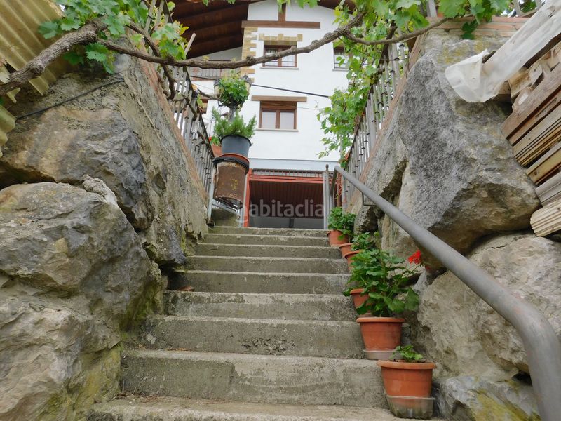 Foto ce3fa5ec-ba50-4269-9626-fa3dd9db9f0a. House in calle errekaldea 7 in Olaibar