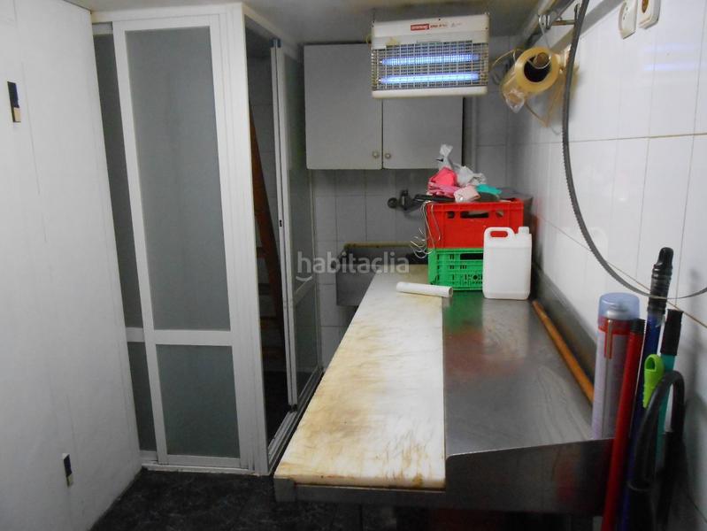 Foto 3fb89cb1-cb8d-49c4-b9ab-14cc090856a9. Local comercial en calle de juan maría guelbenzu kalea 21 en Pamplona / Iruña