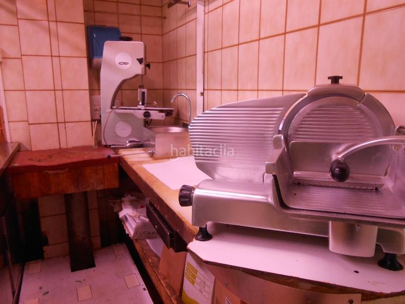 Foto cff0282c-8afc-428b-9684-971aa7fa4e4e. Local comercial en calle de juan maría guelbenzu kalea 21 en Pamplona / Iruña