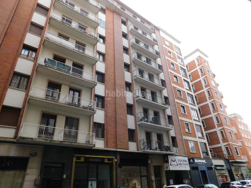 Foto 1c5eda35-f4fe-4010-95f0-319ddb29df0f. Pis amb calefacció a Segundo Ensanche Pamplona / Iruña