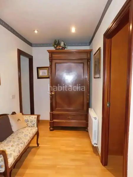 Foto d5b1279e-a1ac-4fd7-bad6-7c4bc005edb5. Pis amb calefacció a Segundo Ensanche Pamplona / Iruña