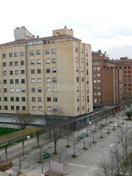 Foto 3249533c-769b-4209-9f2f-6fb1bd891f69. Piso en calle benjamín de tudela 44 fantastico piso en mendebaldea - zona peatonal en Pamplona / Iruña