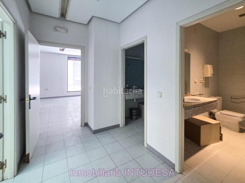 Foto ac4c3124-8ebc-4939-b642-be5f1244fdb8. Locale commerciale in Centro Tudela