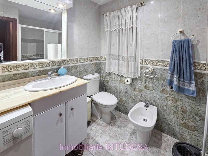 Foto 9584ce5b-98ca-46ac-9003-ab81696d556b. Piso en venta centrico piso de tres dormitorios y un baño en Tudela