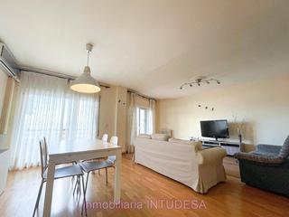 Etagenwohnung  Zaragoza. En venta piso de tres dormitorios y un baño en tudela