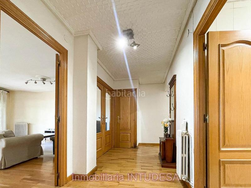 Foto d41c5b6b-baf5-4b34-b6ad-bb3031436b43. Etagenwohnung mit heizung parking in Centro Tudela