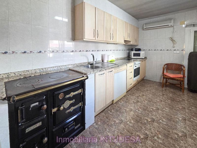 Foto 3c106621-474c-4d76-ac67-1edfd17ac789. House with heating in Buñuel