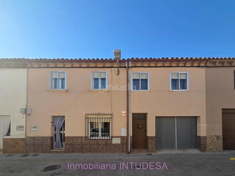 Foto 5b9e5f3a-dd38-4492-b528-04ef735ddc8a. House with heating in Buñuel