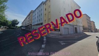 Appartamento  Ador. En venta piso de tres dormitorios y un baño en tudela