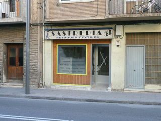 Local commercial à Juan Antonio Fernández
