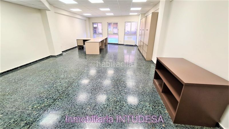 Foto b0b1bfe1-db51-444a-984c-d9c967dd33c4. Bureau avec chauffage dans Centro Tudela
