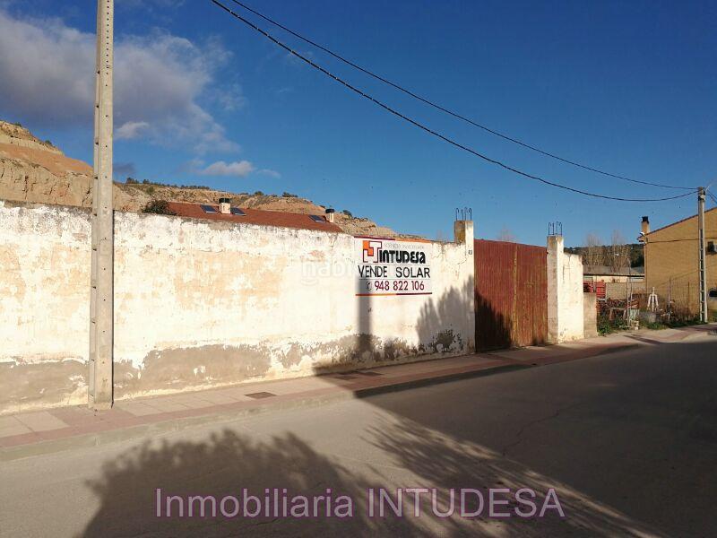 Foto d0a2e665-825b-4eb4-b84f-f49939455dfb. Residential plot in Arguedas