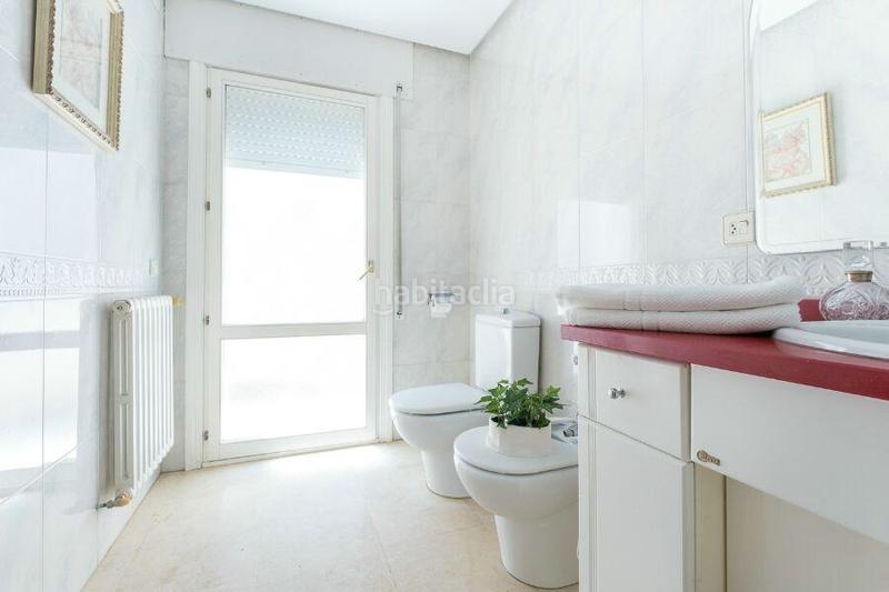 Foto 62c1a8a2-6ed3-4c34-b68e-4ab7d3d3bebc. Dúplex se vende espectacular áticoduplex en el Centro en Tudela