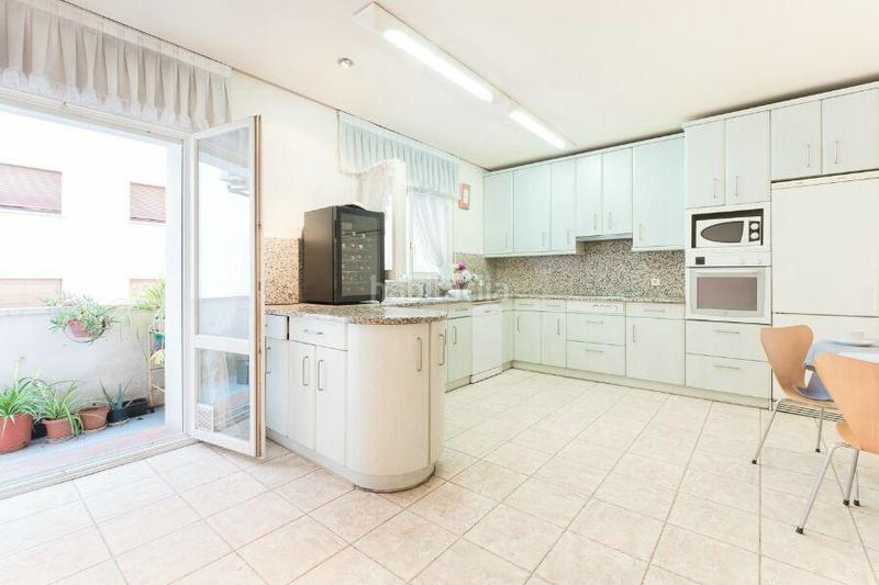 Foto f19a8abf-f7ac-4ab0-847c-f400d3f89abf. Dúplex se vende espectacular áticoduplex en el Centro en Tudela