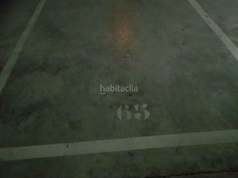 Foto 5e28a987-9187-4e35-bda7-314480115d52. Parking voiture dans Lourdes Tudela