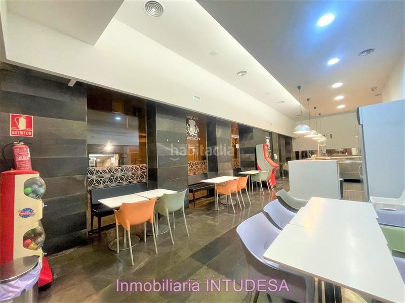 Foto 9f1a7a1e-8bd4-46b2-8476-6c264152876d. Local comercial a Centro Tudela