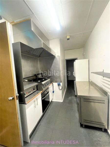 Foto b214c359-4b00-45ce-8342-f7d7e16c760b. Local comercial a Centro Tudela