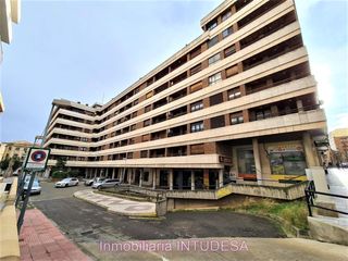 Lloguer Aparcament cotxe  Sancho vii el fuerte. Se alquila fantastica plaza de garaje en pleno centro de tudela