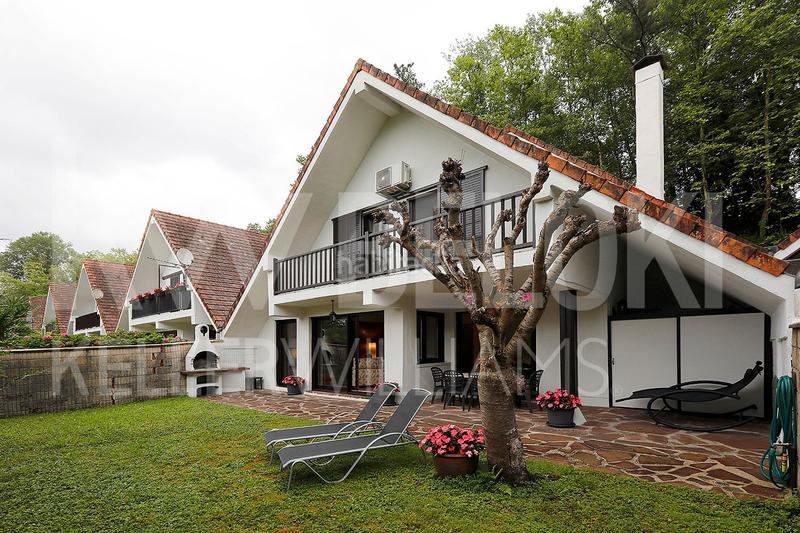 Foto 116785b8-d29e-4e6c-98a1-49c5ce603db9. Haus mit heizung parking in Jaizubia - Urdanibia - Puiana Irun