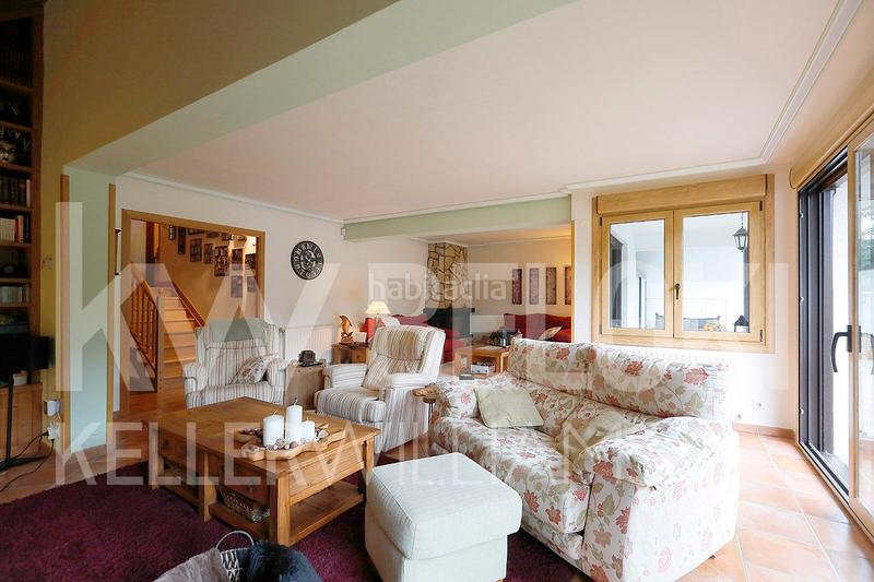 Foto 6c434ae8-b7ad-4862-a2da-743d25b48bda. Haus mit heizung parking in Jaizubia - Urdanibia - Puiana Irun