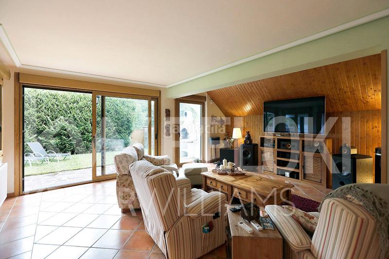 Foto 5bc40a48-2940-467e-b0f9-e6ee755e32de. Maison avec chauffage parking dans Jaizubia - Urdanibia - Puiana Irun