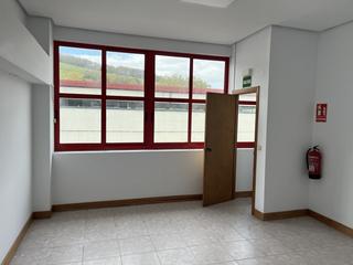 Location Bureau  Laskibar auzoa