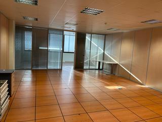 Rent Office space  N/a