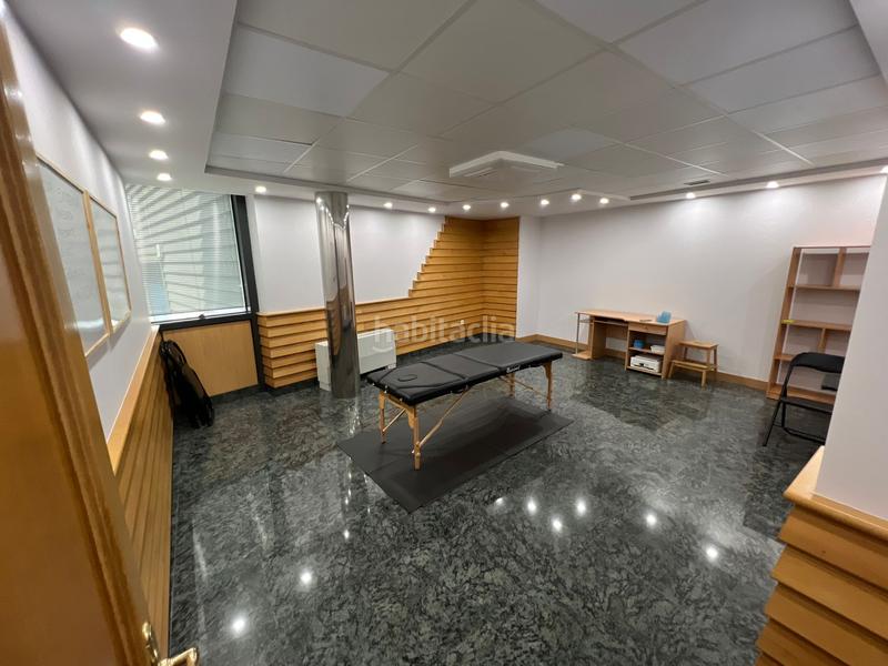 Foto 194e63a0-a7e7-4a3b-813a-002b9825f5ec. Bureau dans Beasain