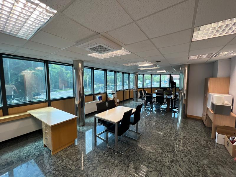 Foto 3caeee72-4124-4fd3-8278-f0ac8b8f2875. Bureau dans Beasain