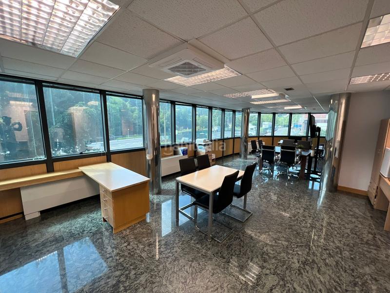 Foto 53ea9a18-af49-4615-abb1-440894f730e9. Bureau dans Beasain