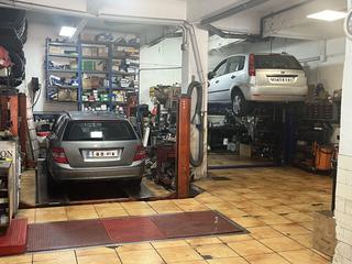 Local Comercial  Oiartzun kalea. Taller mecánico en pleno funcionamiento