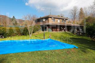 Towny house  Jaitzubia auzoa