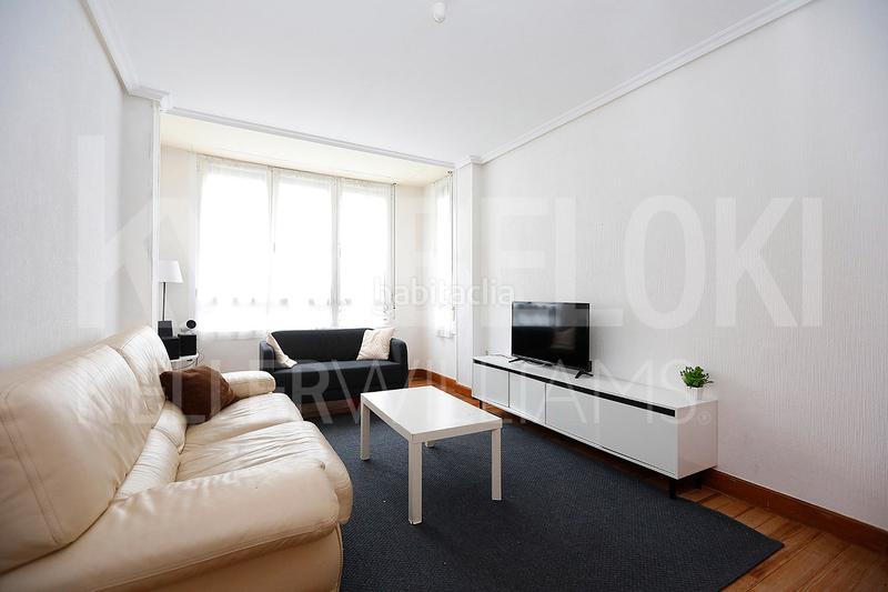 Foto 08164d2d-5c22-4a28-a95d-2c922452bb4f. Pis amb calefacció a Gros Donostia - San Sebastián