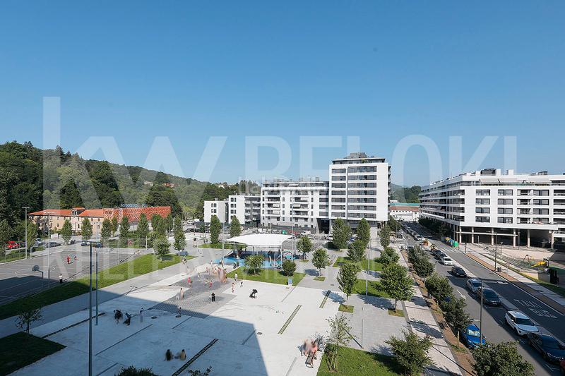 Foto d5a7b488-eecd-42b8-8d2c-e30db1d3fa6a. Pis amb calefacció aparcament piscina a Loiola Donostia - San Sebastián