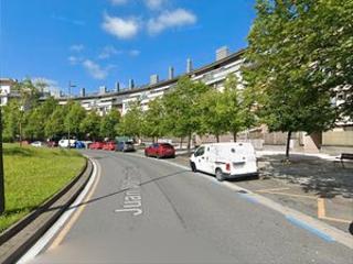Parking voiture  Juan vollmer plaza