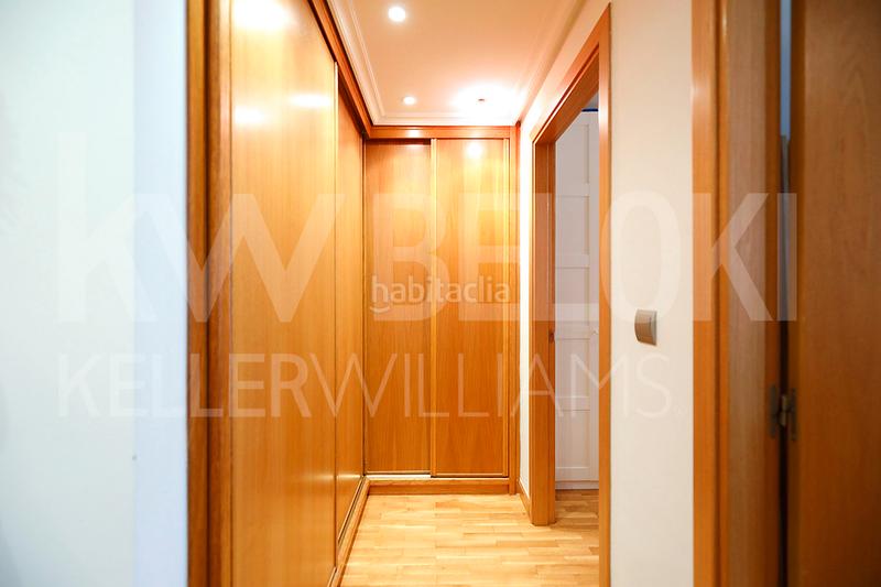 Foto e51b6226-f1ff-4351-8245-981ab0ac32b2. Pis amb calefacció aparcament a Astigarraga