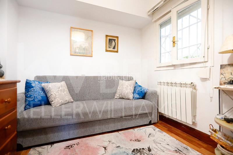 Foto 15f83af1-a057-4c7f-b2ac-ad252cc18be6. Pis amb calefacció a Intxaurrondo Donostia - San Sebastián