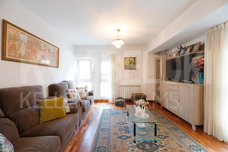 Foto 3c2df7d1-5c3a-448f-b37f-fe303578b31a. Pis amb calefacció a Intxaurrondo Donostia - San Sebastián