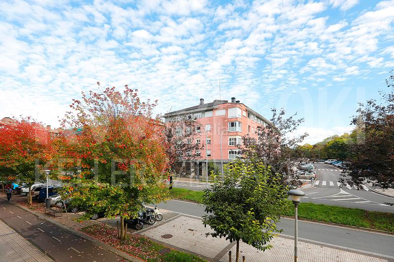 Foto 9a260876-bc9e-46bb-9abc-488d0f4c1095. Pis amb calefacció a Intxaurrondo Donostia - San Sebastián