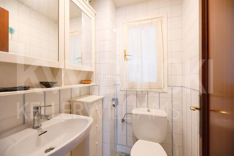 Foto b3be46f1-9ce1-4c56-856d-06feb79307ca. Pis amb calefacció a Intxaurrondo Donostia - San Sebastián