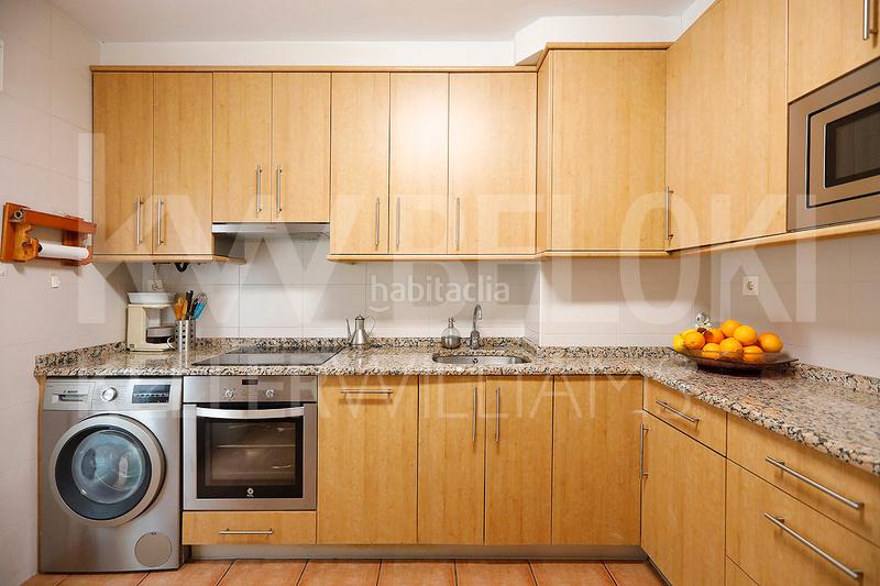 Foto f8f404f5-4cb3-438d-8d98-b9adcd6c3ff9. Pis amb calefacció a Intxaurrondo Donostia - San Sebastián