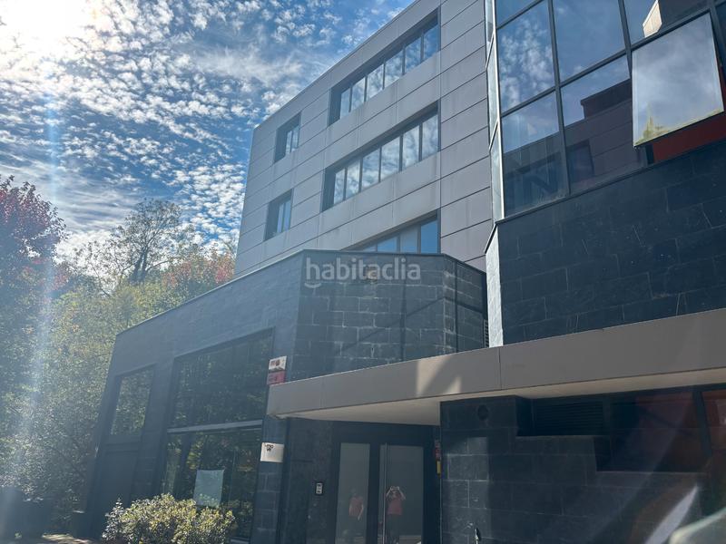 Foto c46a6ed8-9097-4dc5-8ce2-e3bef08e0c79. Bureau dans Ibaeta Donostia - San Sebastián