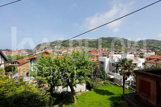 Haus  Egia galtzada. Villa independiente en san sebastián, junto a gros, con gran pot
