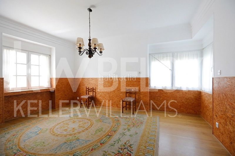 Foto 0139fcbd-e6eb-4835-9fb8-eac4b5880ea1. Casa villa independiente en san sebastián, junto a gros, con gran potencial de reforma y parcela propia en Donostia - San Sebastián
