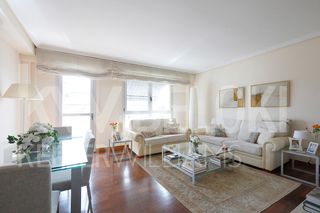 Etagenwohnung  Barcelona hiribidea