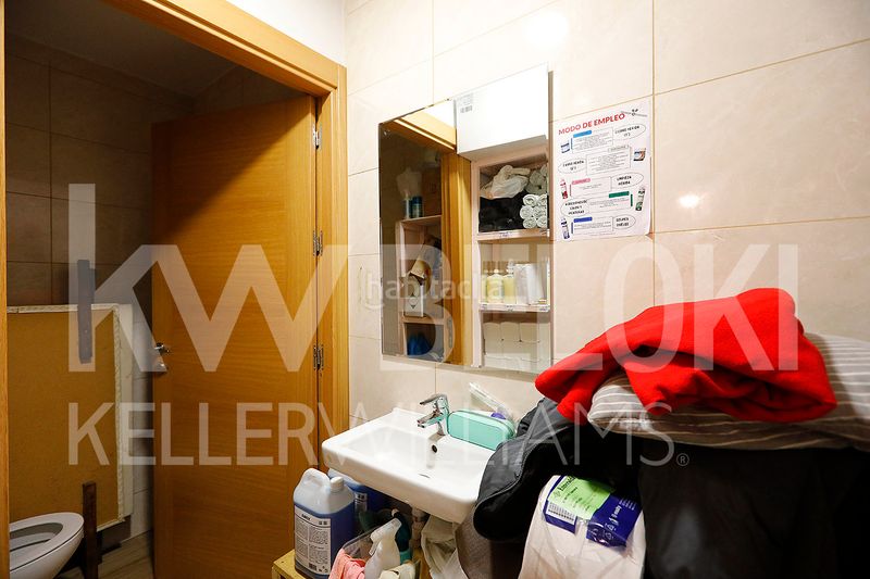 Foto 79c54248-606b-4f59-b66d-3d0aabf015a8. Local comercial a Lezo