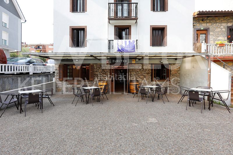 Foto 8653f114-1022-4dad-983f-2d6a2017a174. Local comercial a Lezo