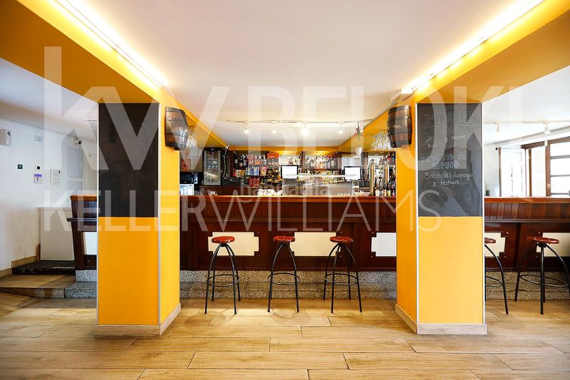 Foto f6b7d291-ca7d-4d82-be89-544fcaa3a62a. Local comercial a Lezo